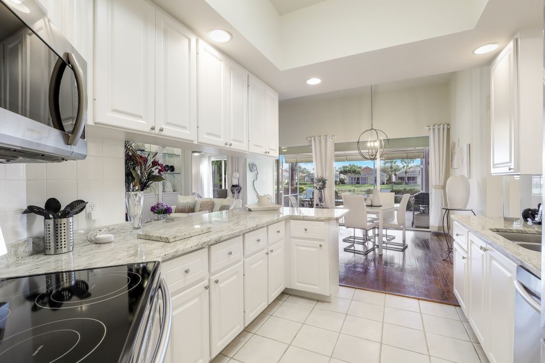 5104 Inagua Way, Naples, FL 34119