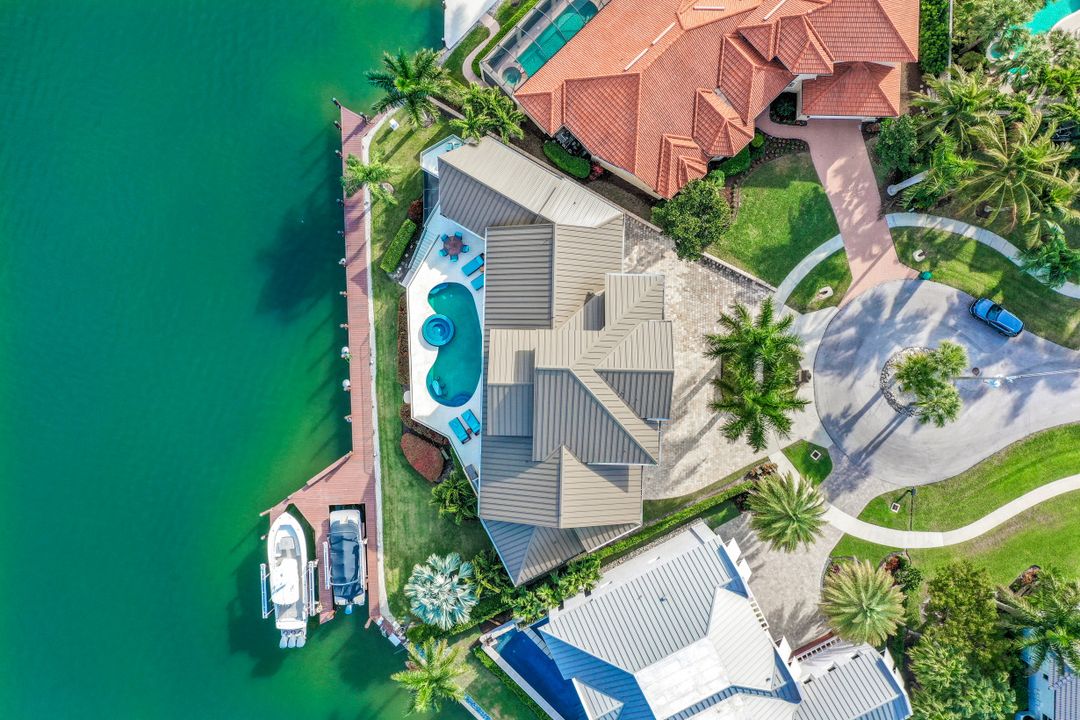 495 Thorpe Ct, Marco Island, FL 34145