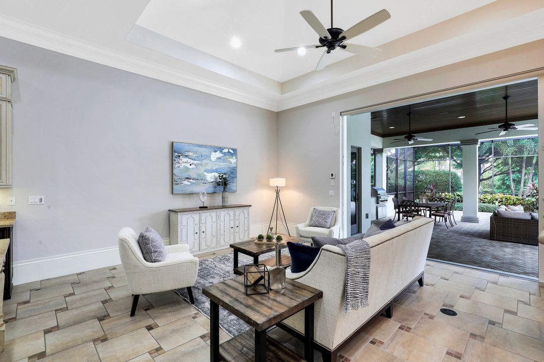 2228 Miramonte Ct, Naples, FL 34105