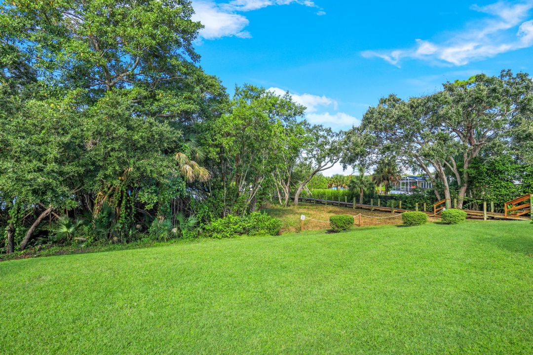 25251 Bay Cedar Dr, Bonita Springs, FL 34134