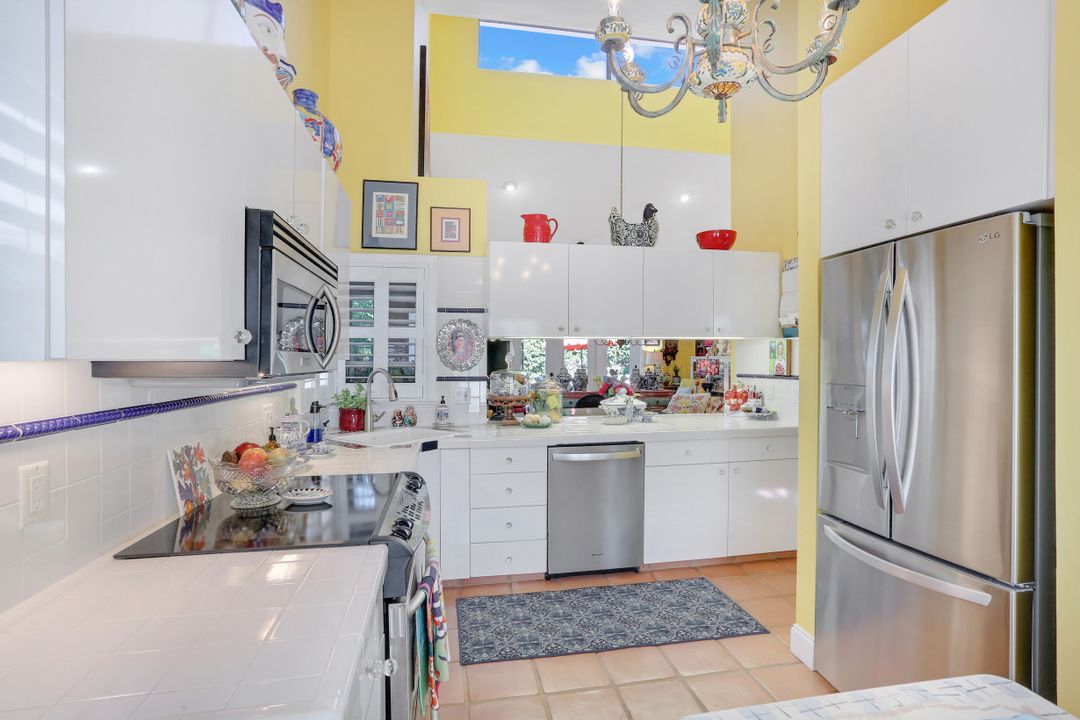 5502 Harbour Castle Dr, Fort Myers, FL 33907