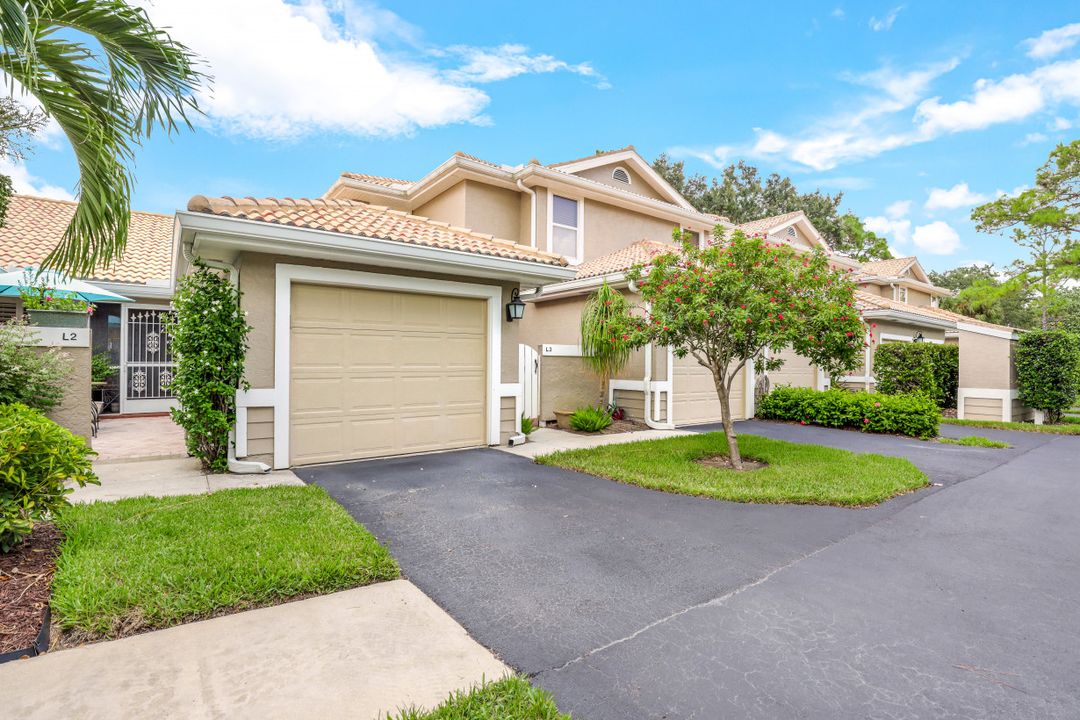 290 Emerald Bay Cir #L-2, Naples, FL 34110