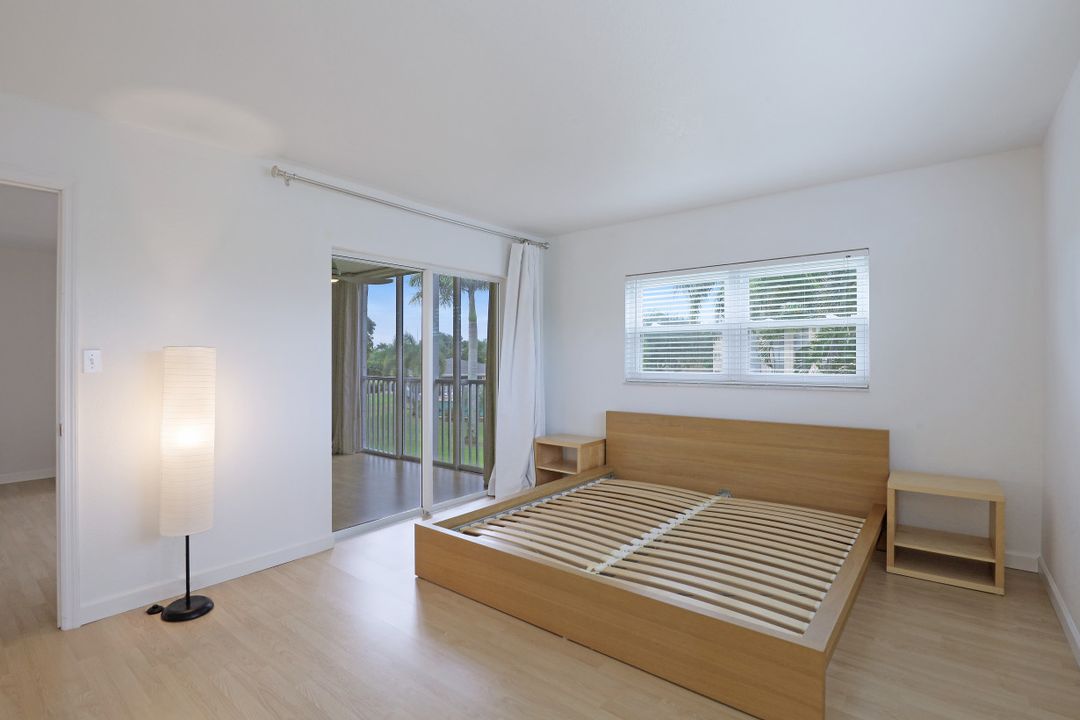 5467 Rattlesnake Hammock Rd #208C, Naples, FL 34113