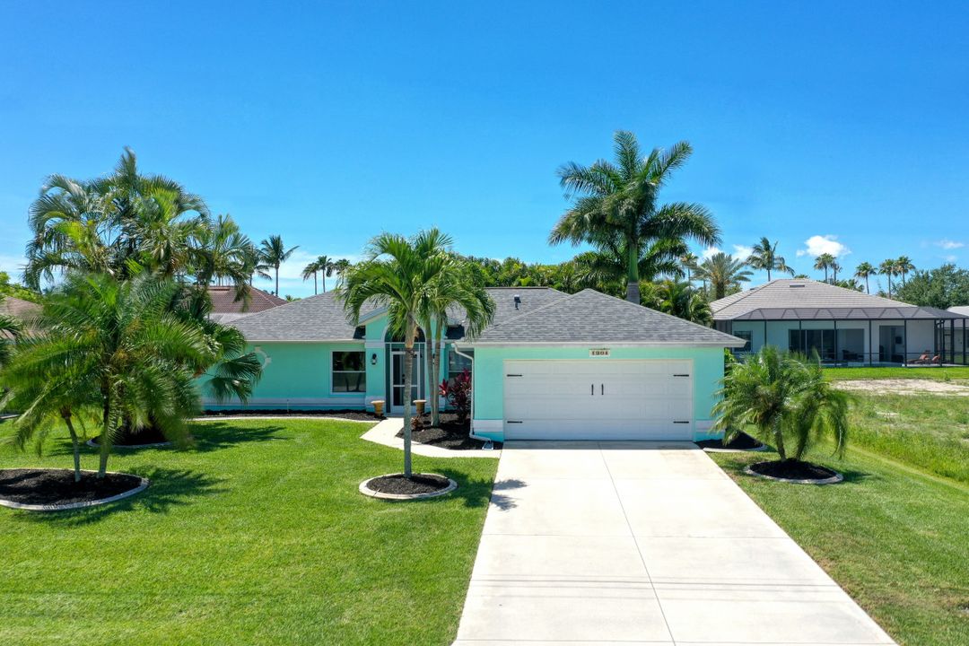 1904 SW 54th Ln, Cape Coral, FL 33914