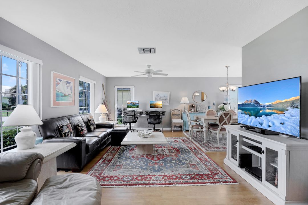 911 Tulip Ct, Marco Island, FL 34145