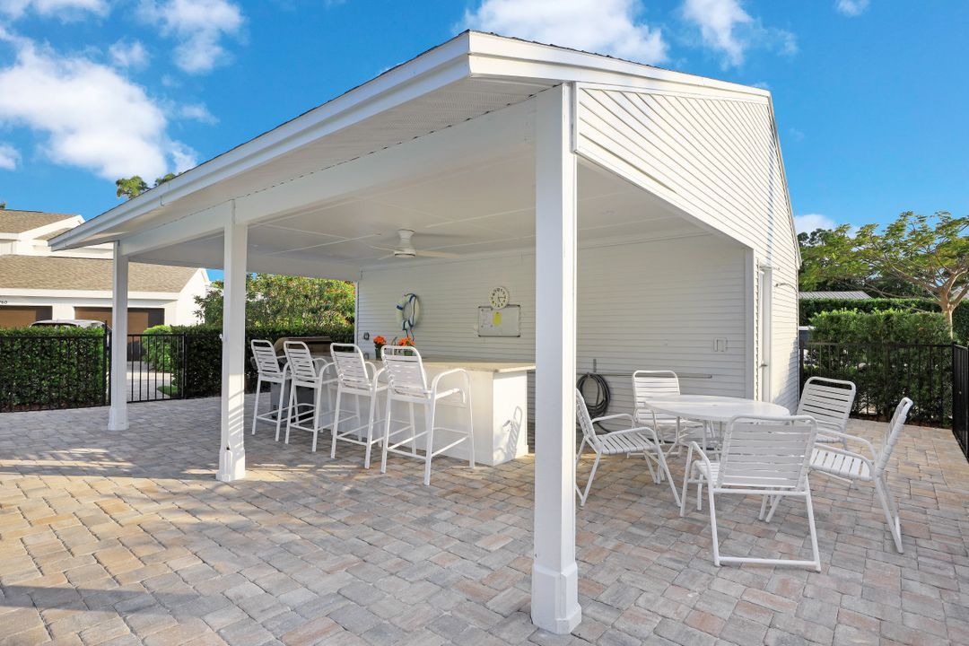 4786 West Blvd #B-201, Naples, FL 34103