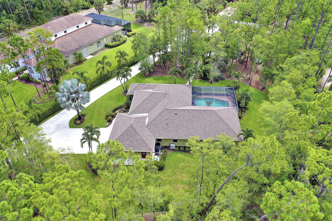 940 Oakes Blvd, Naples, FL 34119