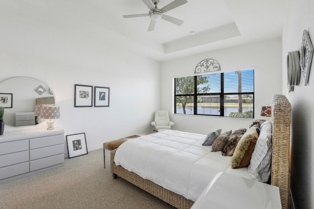 2797 Cinnamon Bay Cir, Naples, FL 34119