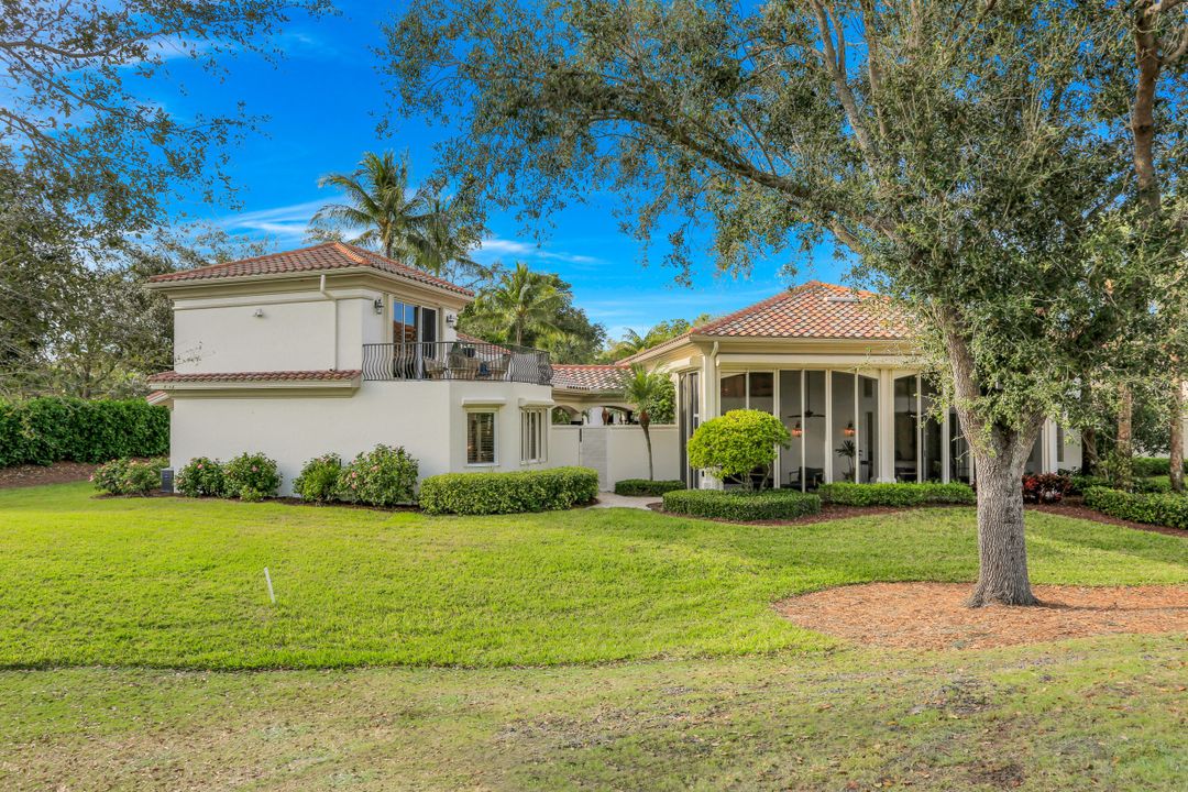 1108 Grand Isle Dr, Naples, FL 34108