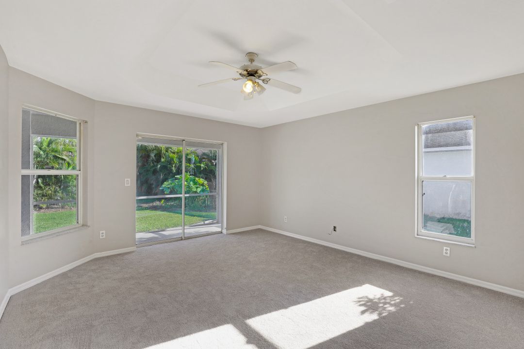 1923 SW 48th Ln, Cape Coral, FL 33914