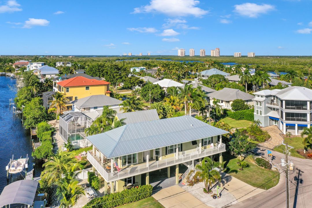 27892 Forester Dr, Bonita Springs, FL 34134