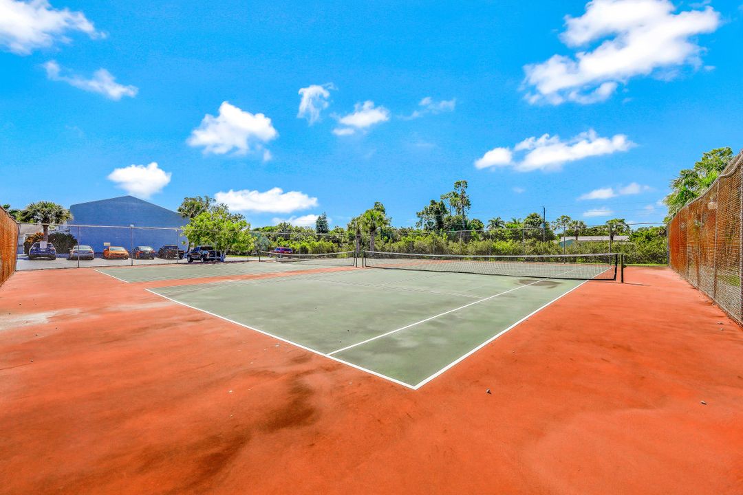 13 Watercolor Way, Naples, FL 34113