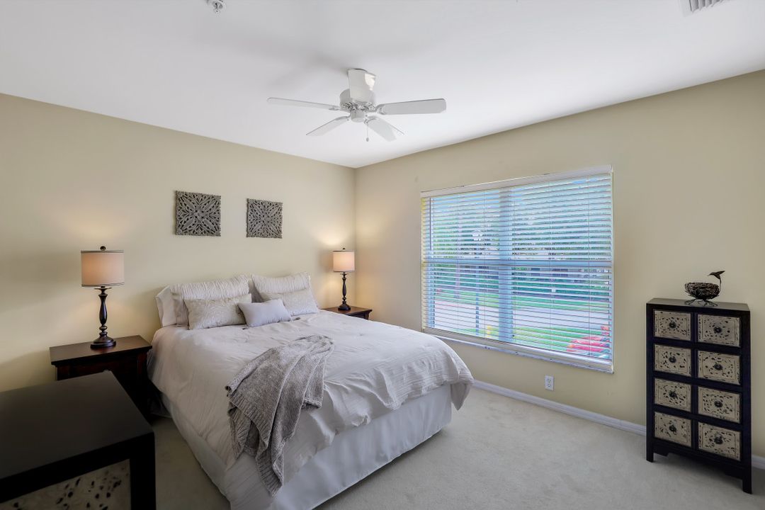 5100 Cedar Springs Dr #204, Naples, FL 34110
