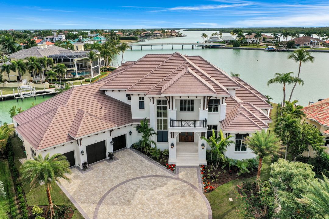 871 W Copeland Dr, Marco Island, FL 34145
