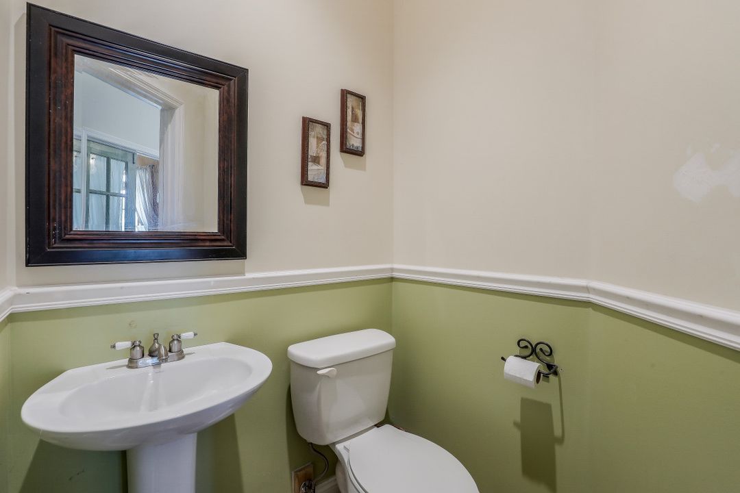 3074 Woodstock Ave, Naples, FL 34120