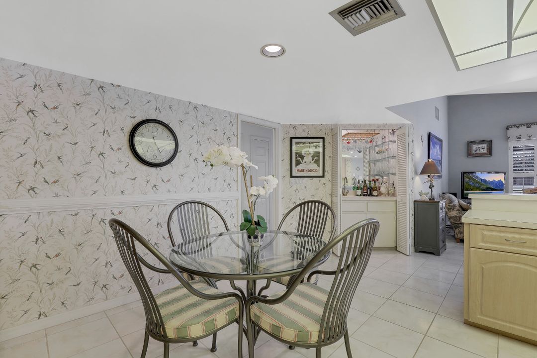 435 Nassau Ct, Marco Island, FL 34145