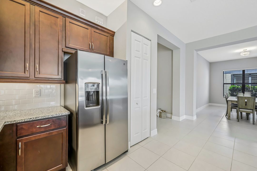 11575 Lakewood Preserve Pl, Fort Myers, FL 33913