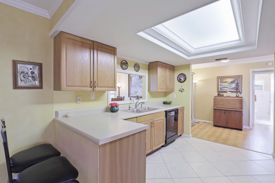 27515 Los Amigos Ln, Bonita Springs, FL 34135