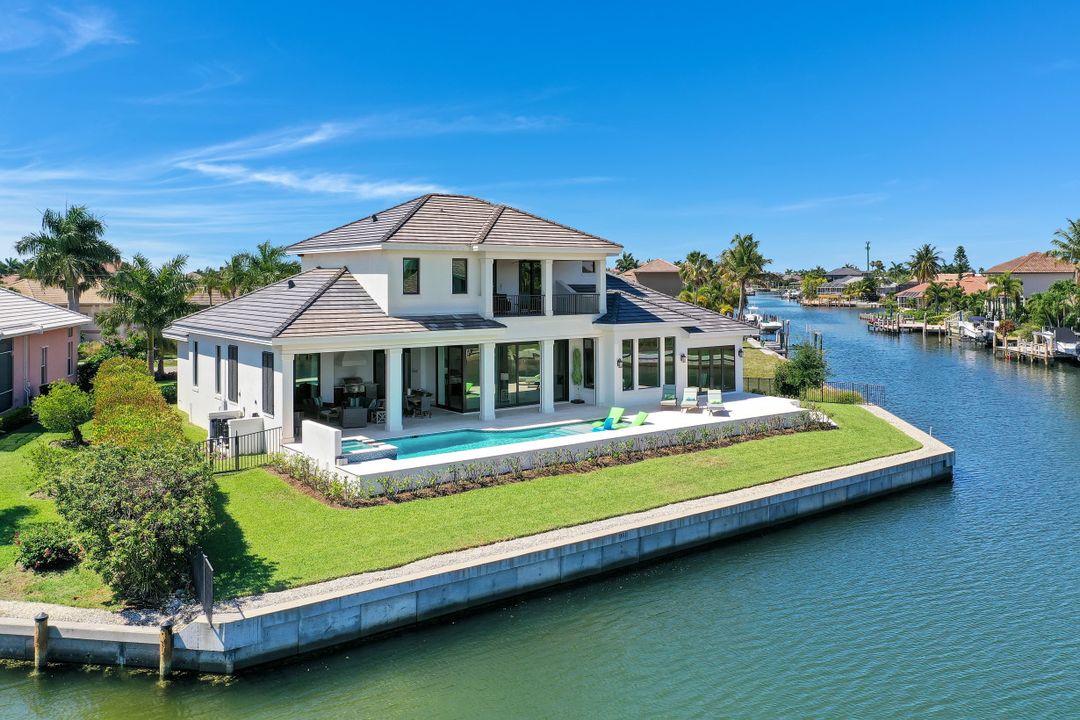 961 Snowberry Ct, Marco Island, FL 34145