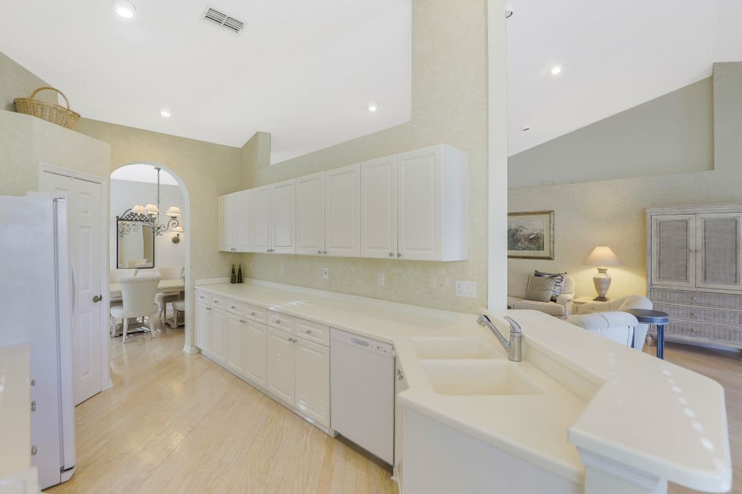 27011 Lake Harbor Ct #202, Bonita Springs, FL 34134