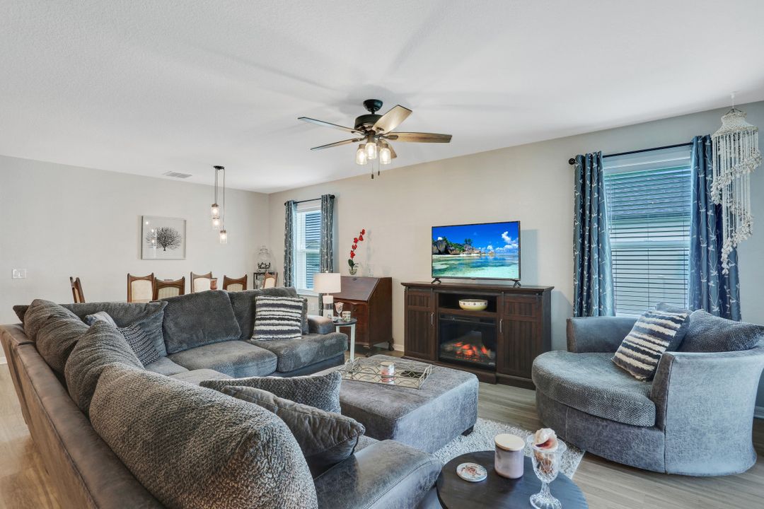 3405 NW 9th St, Cape Coral, FL 33993