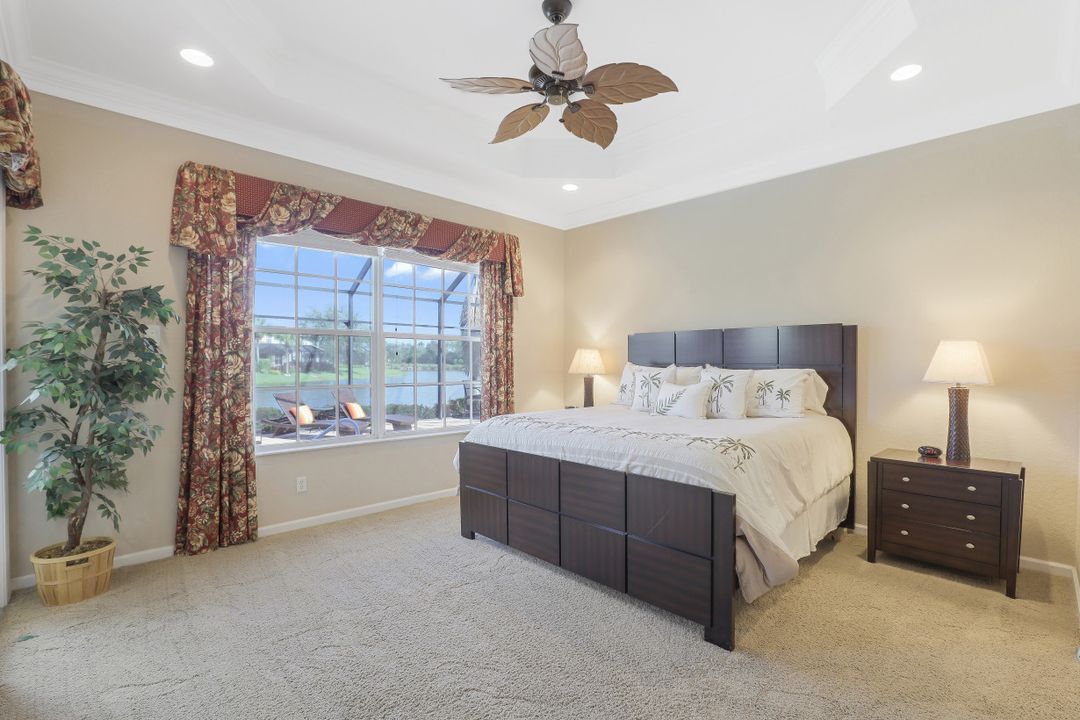 9167 Shale Ct, Naples, FL 34120