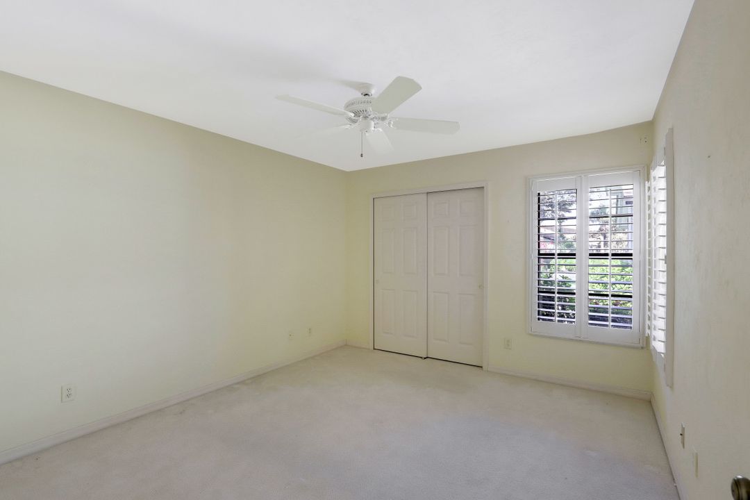 178 Cypress View Dr #C-34, Naples, FL 34113