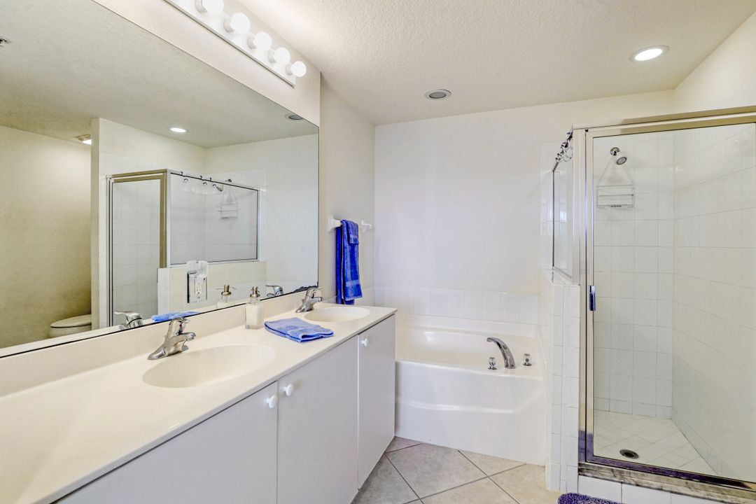 370 Stella Maris Dr N #2503, Naples, FL 34114