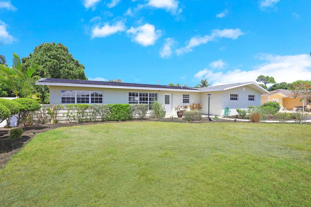 527 Keenan Ave, Fort Myers, FL 33919