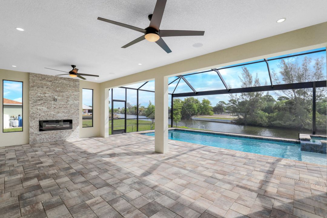 2833 NW 41st Ave, Cape Coral, FL 33993