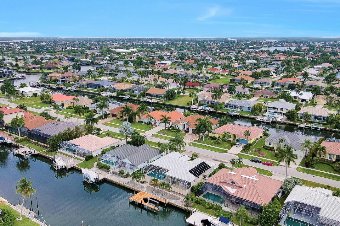 1130 Lighthouse Ct, Marco Island, FL 34145