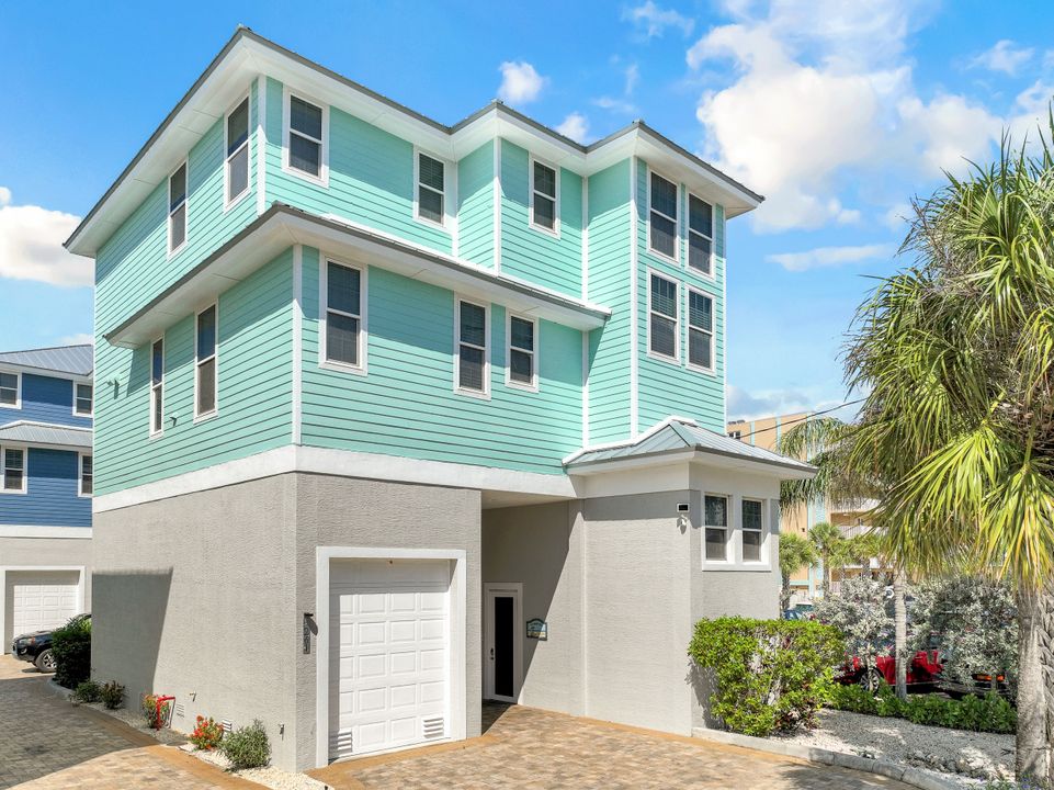 261 Key W Ct, Fort Myers Beach, FL 33931
