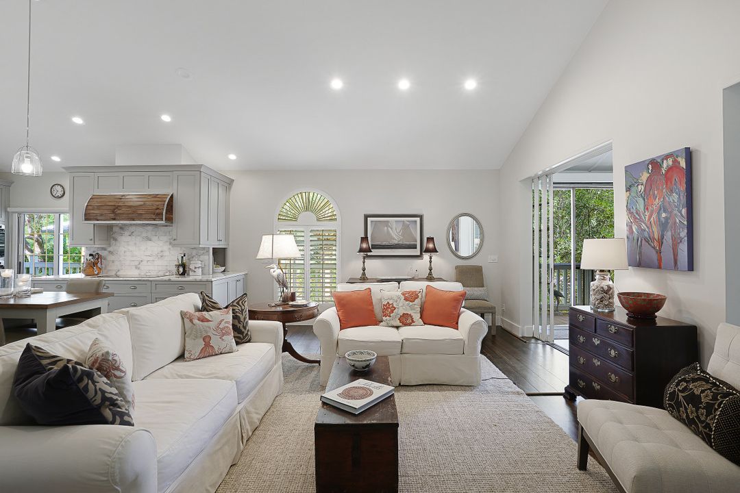 3824 Survey Cir, Bonita Springs, FL 34134