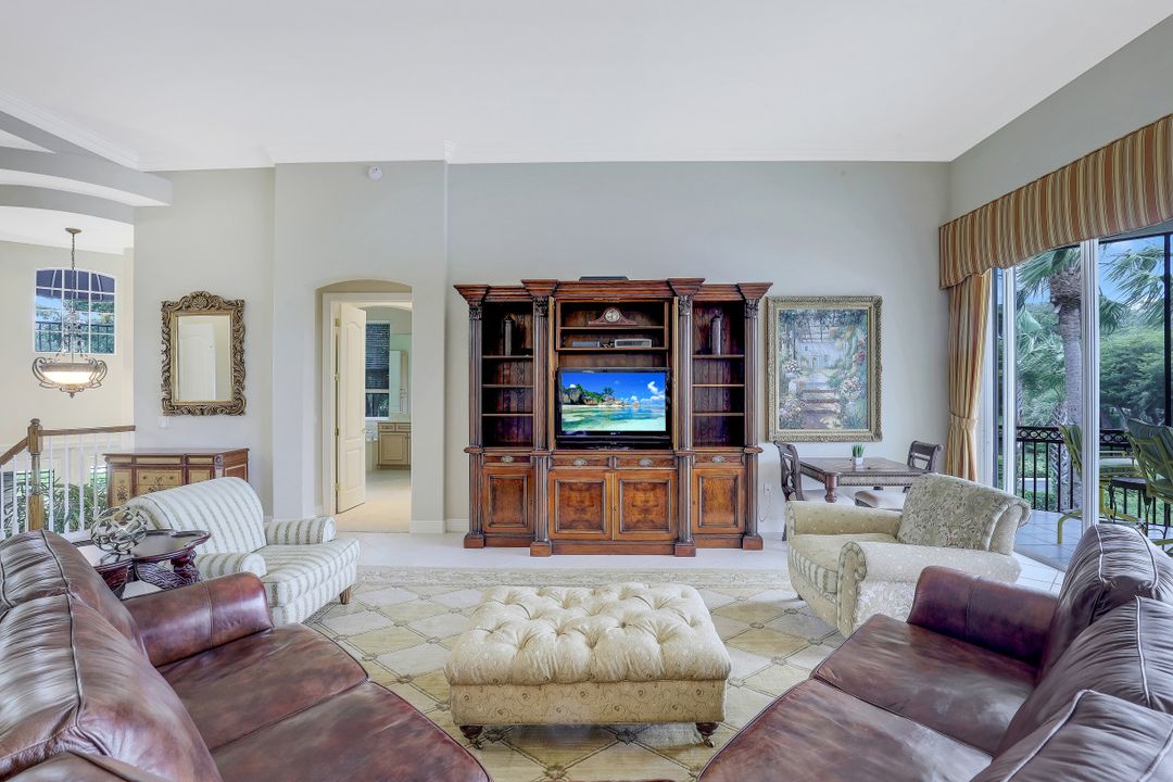 15501 Monterosso Ln #201, Naples, FL 34110