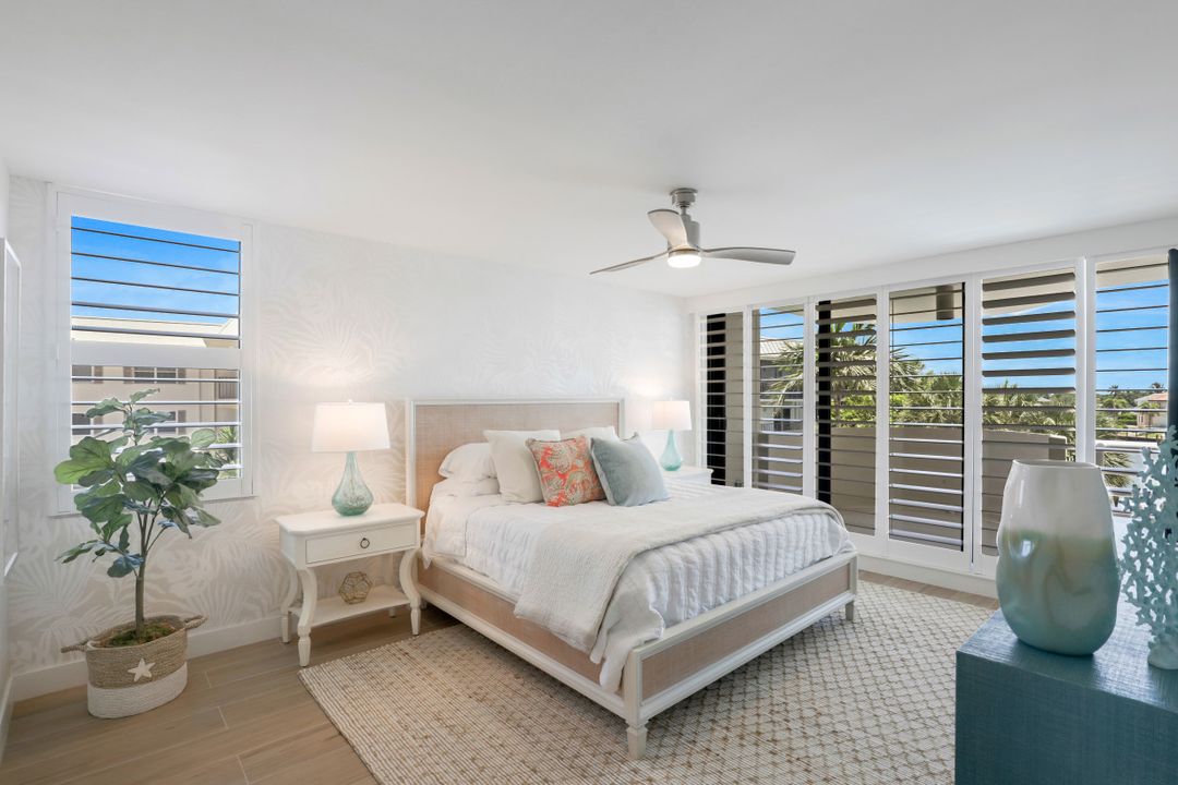 3100 Gulf Shore Blvd N #201, Naples, FL 34103