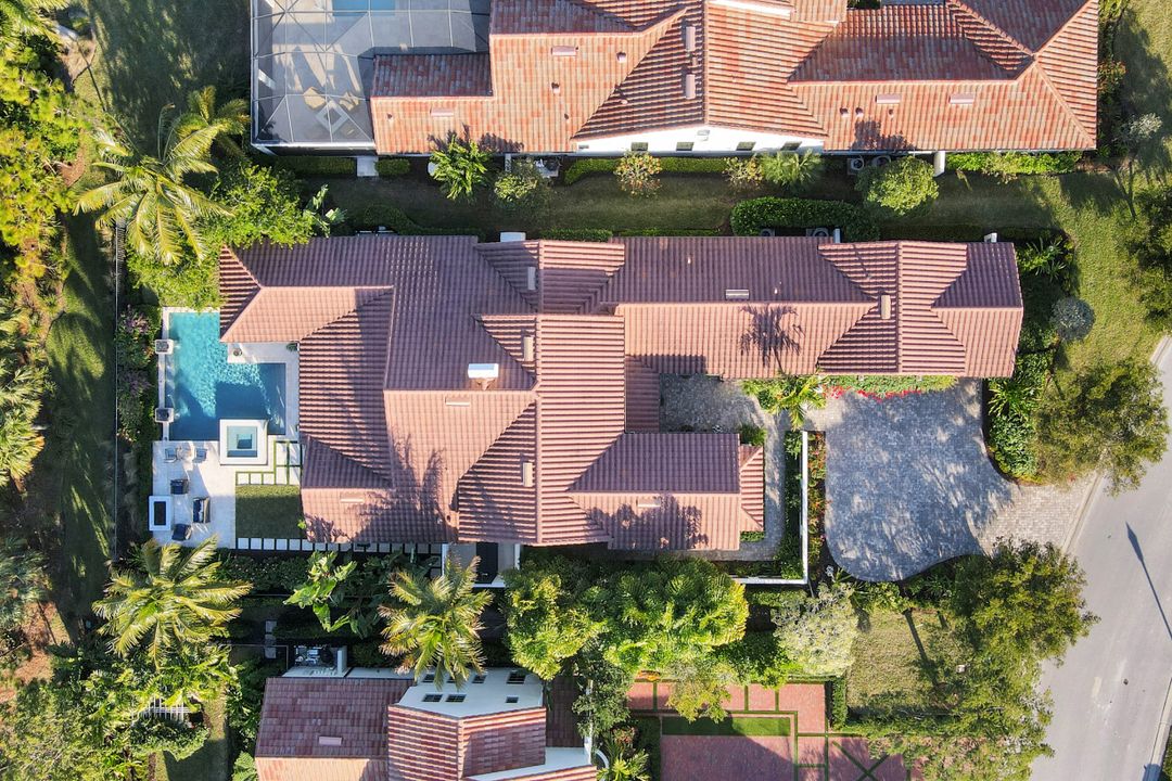 3255 Tavolara Ln, Naples, FL 34114