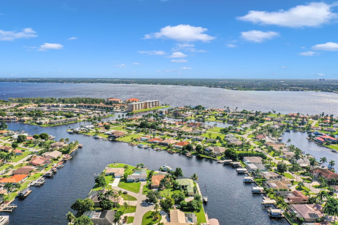 1745 SE 44th Terrace, Cape Coral, FL 33904