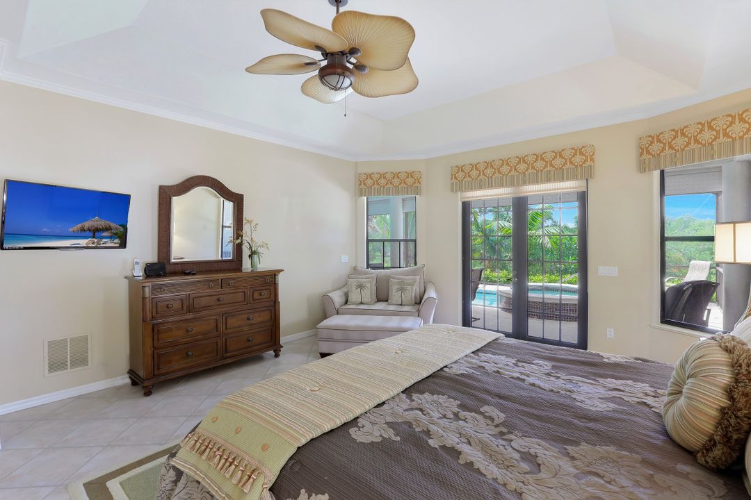 426 Spinnaker Dr, Marco Island, FL 34145