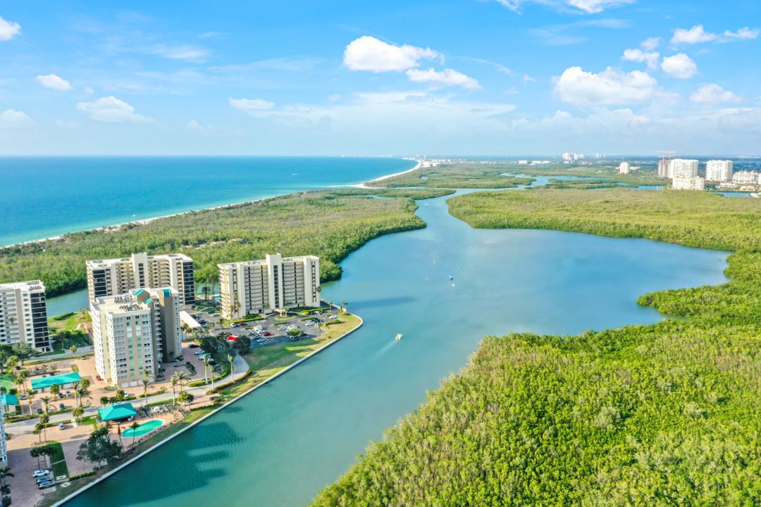 21 Bluebill Ave #603, Naples, FL 34108