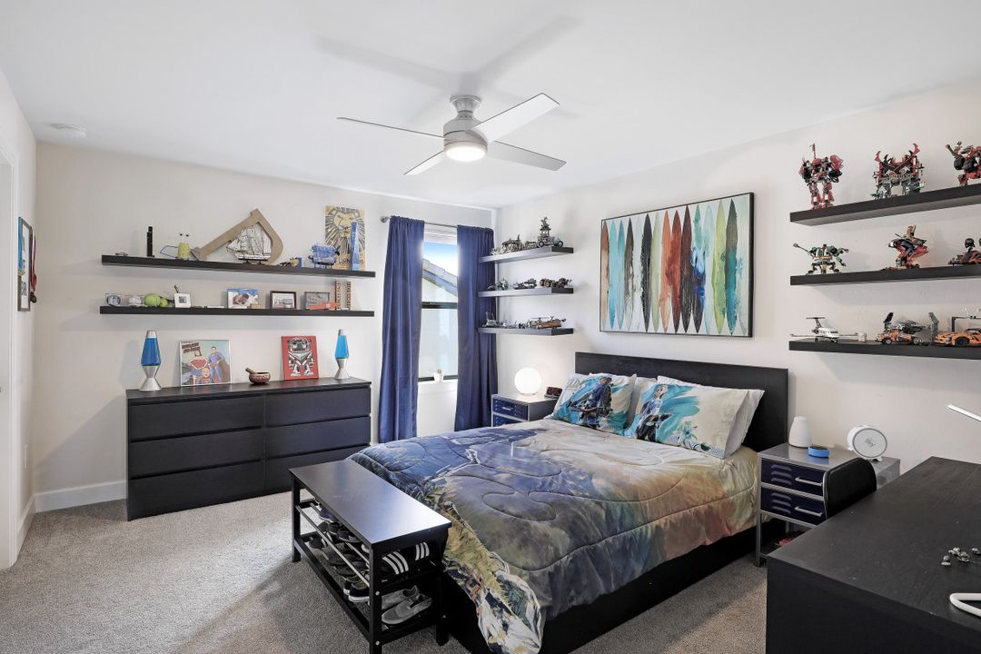 16083 Camden Lakes Cir, Naples, FL 34110