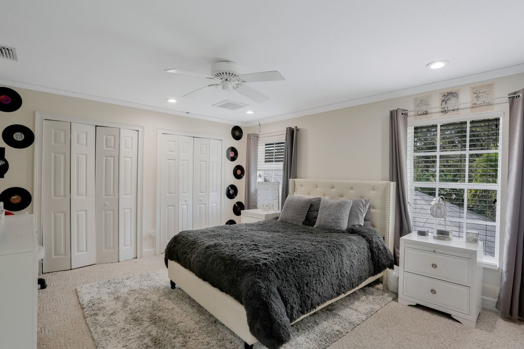 1817 Piccadilly Cir, Cape Coral, FL 33991