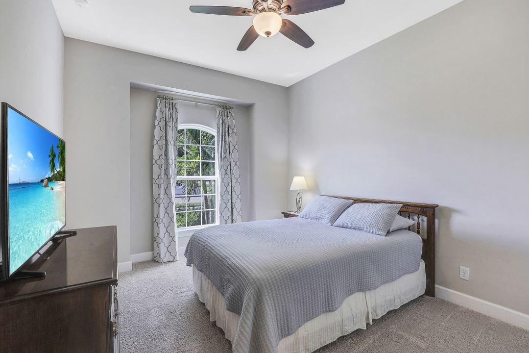 8199 Lucello Terrace N, Naples, FL 34114