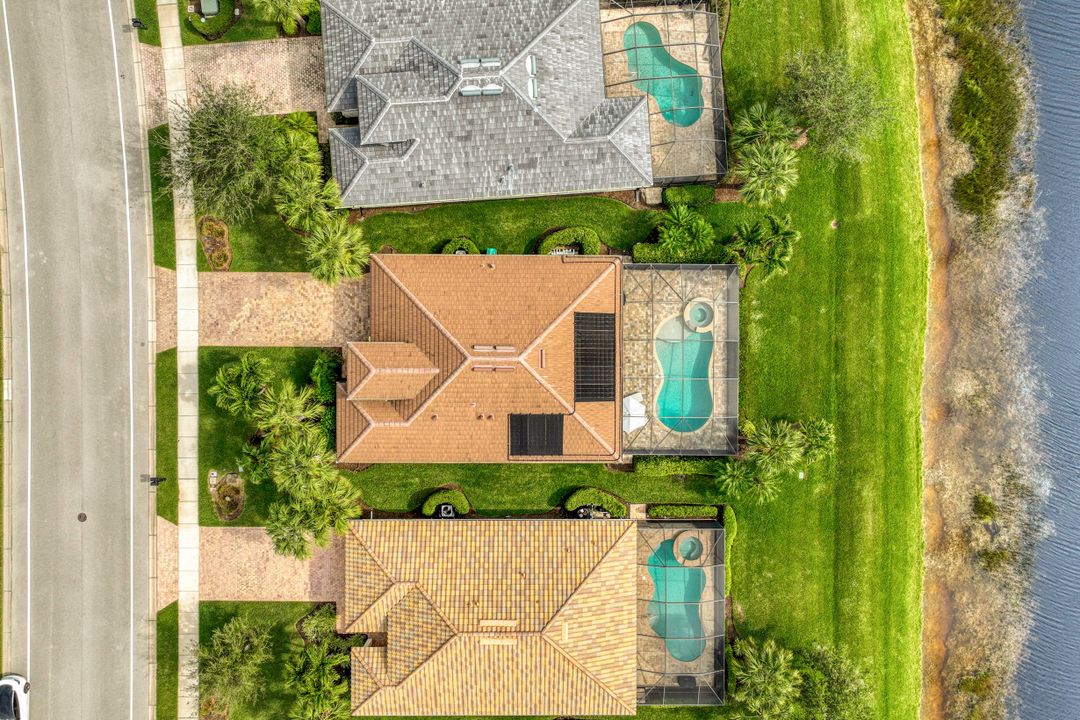 9455 Quarry Dr, Naples, FL 34120