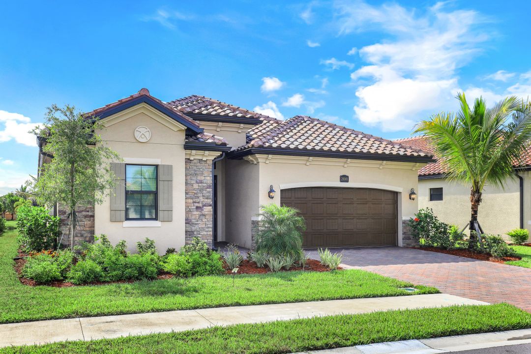 28081 Foxrock Ct, Bonita Springs, FL 34135