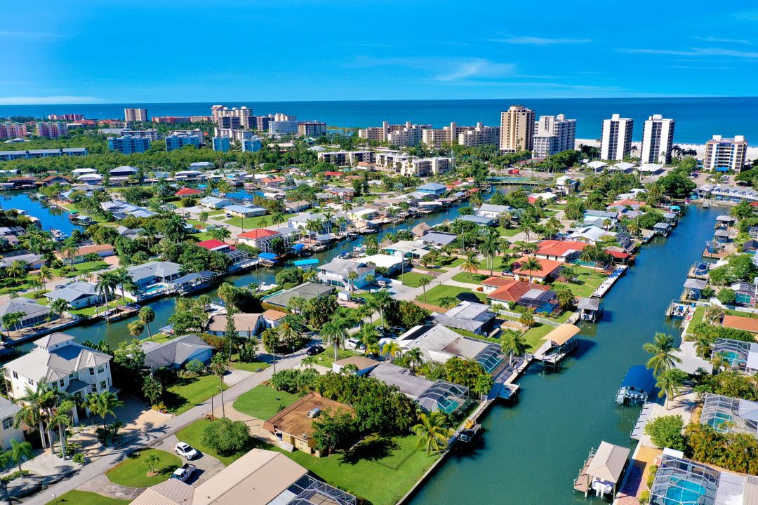 235 Ibis St, Fort Myers Beach, FL 33931