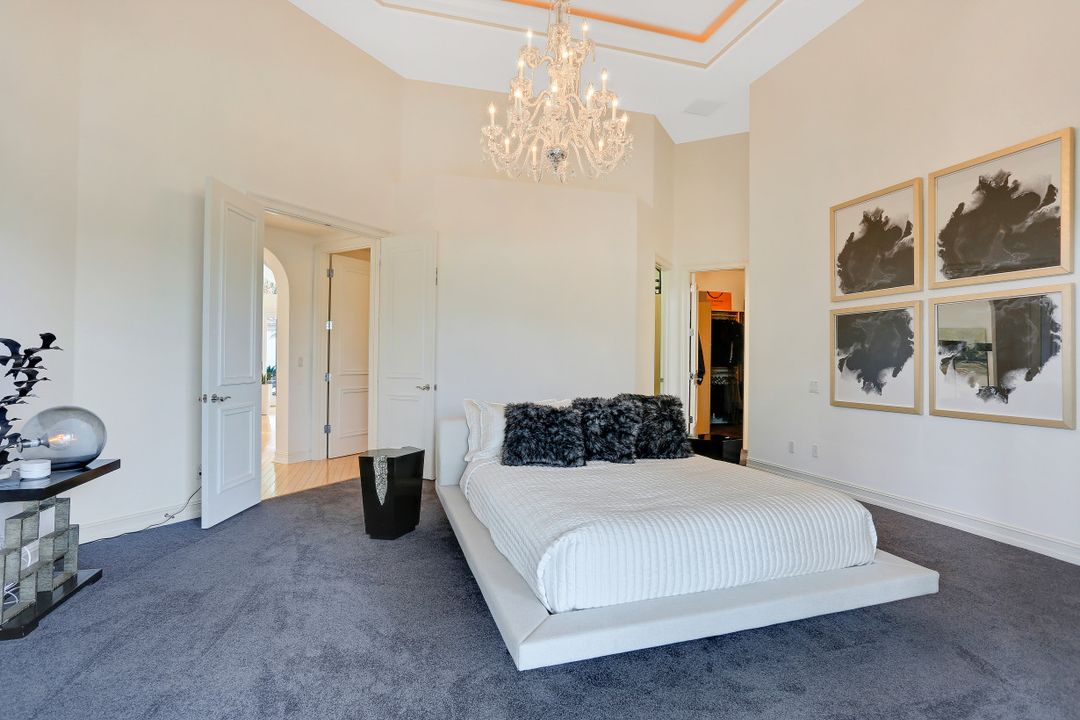 1108 Grand Isle Dr, Naples, FL 34108