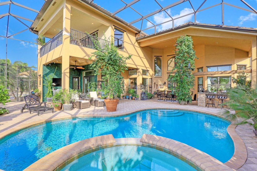 3416 Atlantic Cir, Naples, FL 34119