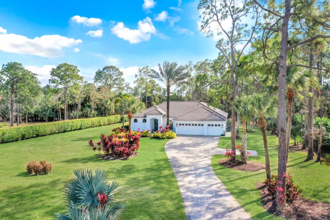 4160 7th Ave SW, Naples, FL 34119