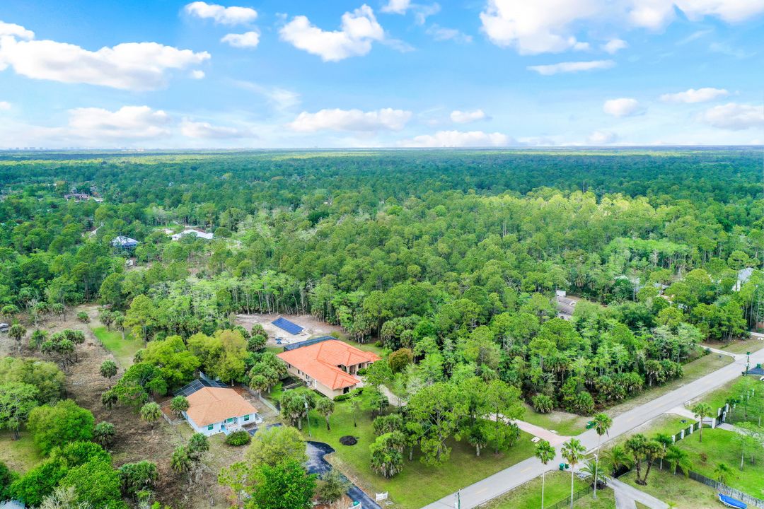 641 27th St SW, Naples, FL 34117