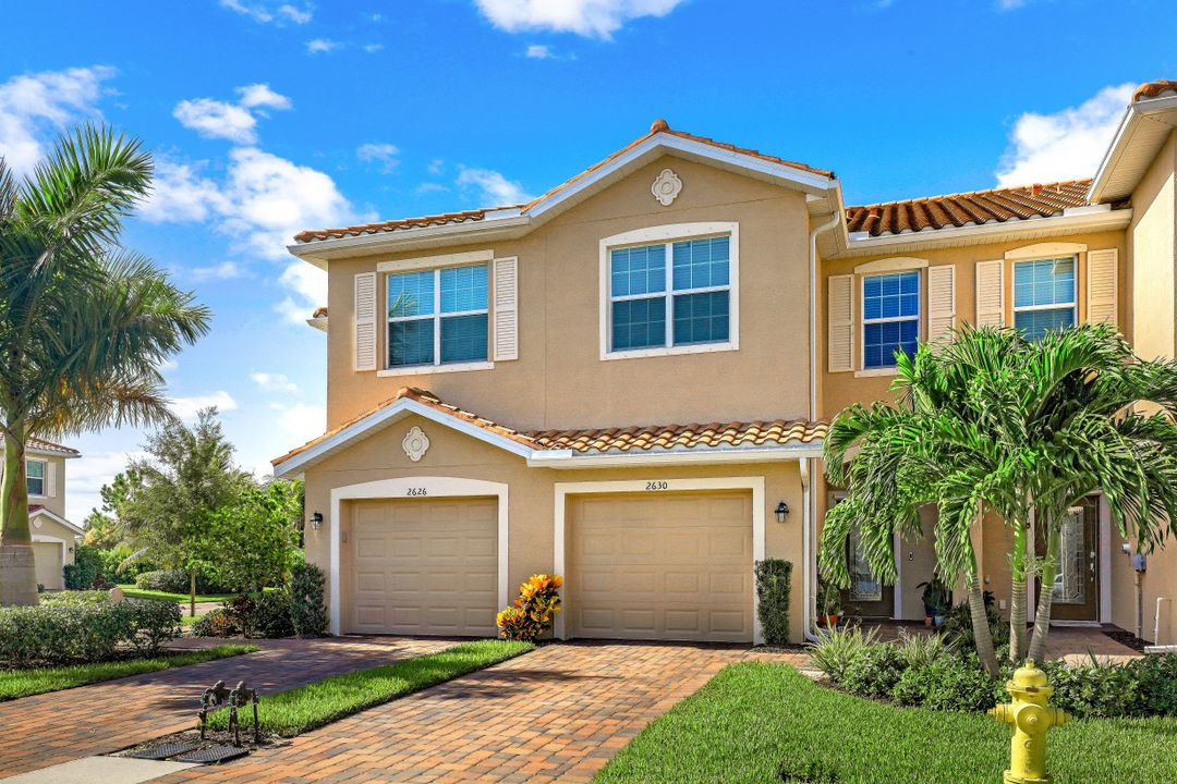 2630 Bloom Ln, Naples, FL 34120